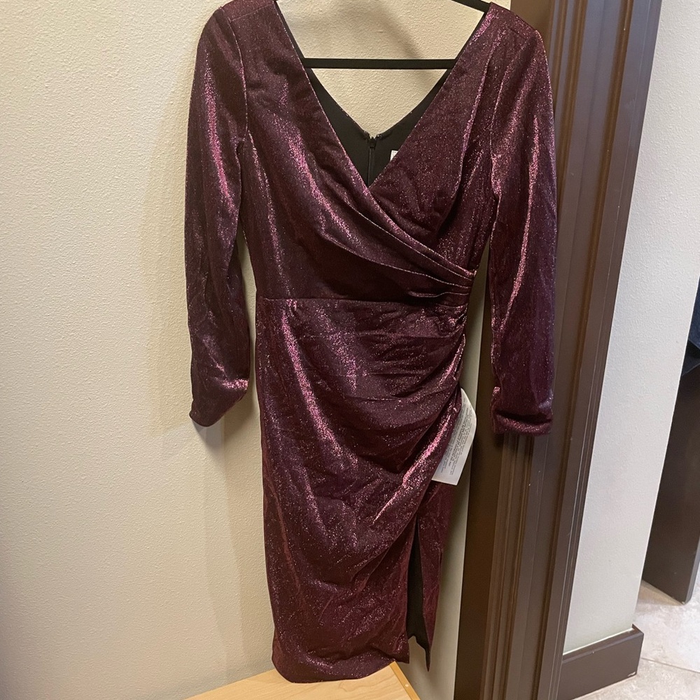 Dress the Population NWT Lois ruched body-con dress in Fuschia